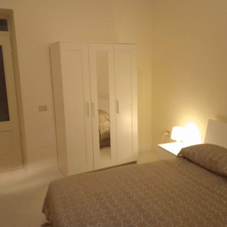 Appartamento Casa Jacaranda Cagliari Esterno foto