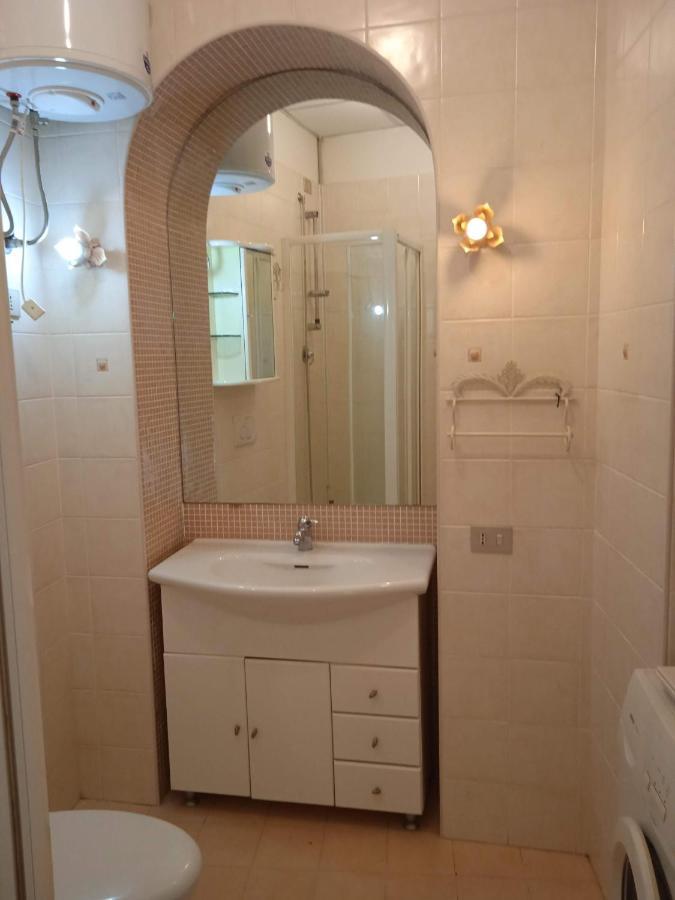 Appartamento Casa Jacaranda Cagliari Esterno foto